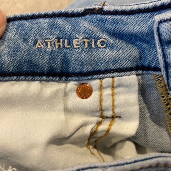 American Eagle Outfitters Athletic Airflex+ Light Wash 31x30 - Picture 9 of 11